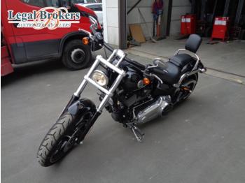 Harley Davidson Softail Breakout  - Motocyclette