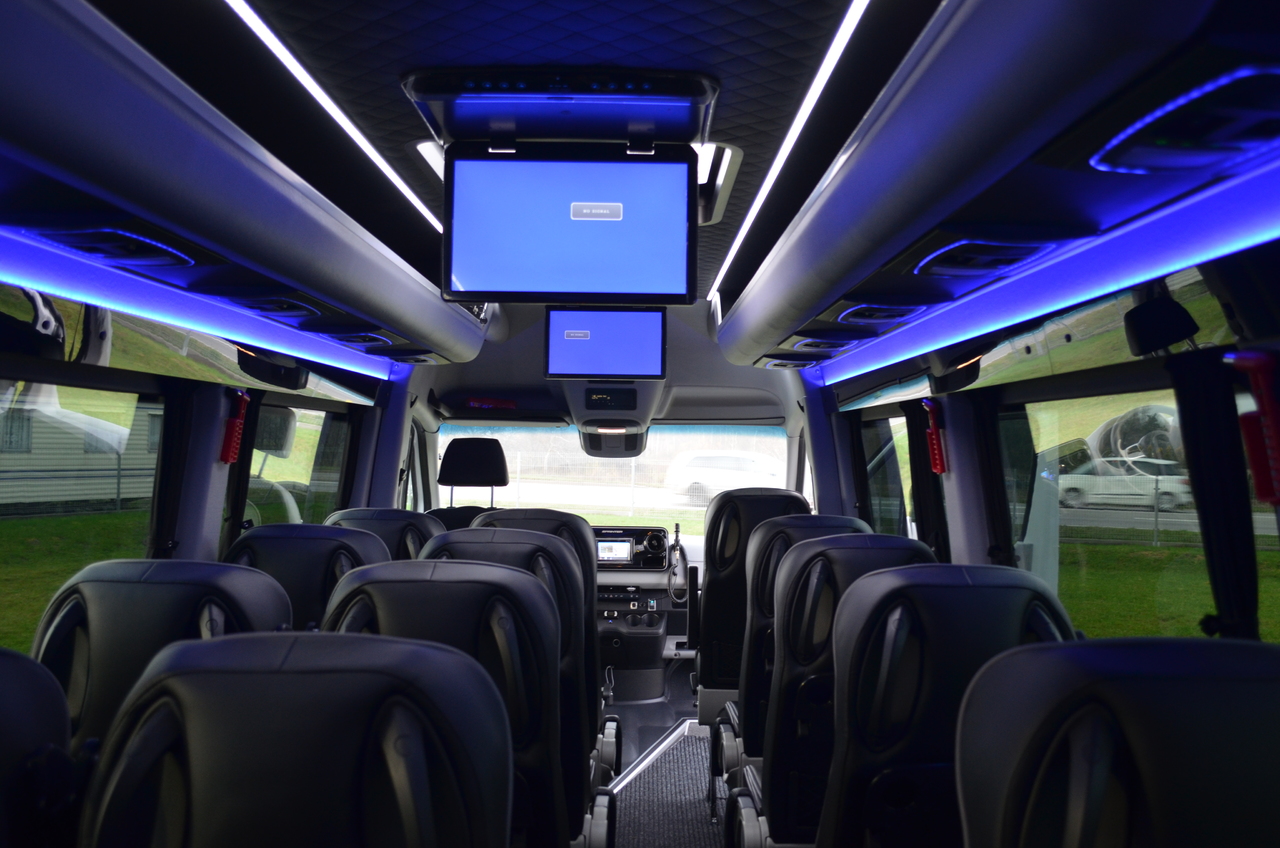 Minibus, Transport de personnes neuf MERCEDES-BENZ 519 4x4 high and low drive: photos 12
