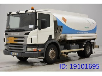 Camion citerne Scania P380