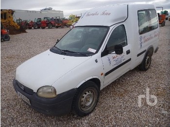Opel COMBO TOUR 1.7D - Camion fourgon