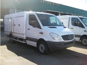 Mercedes-Benz  - Camion magasin