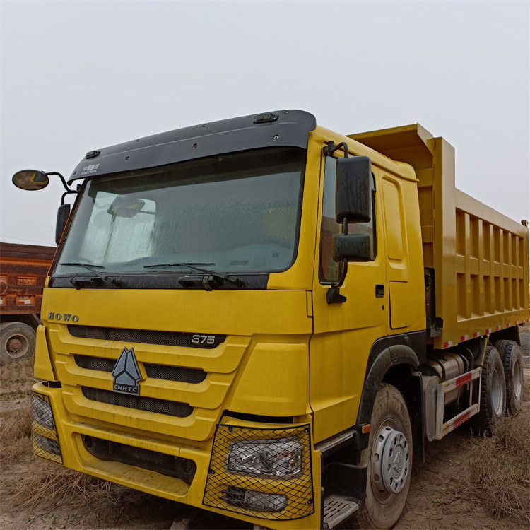 Camion benne HOWO HOWO 6x4-375 Tipper-Yellow: photos 11