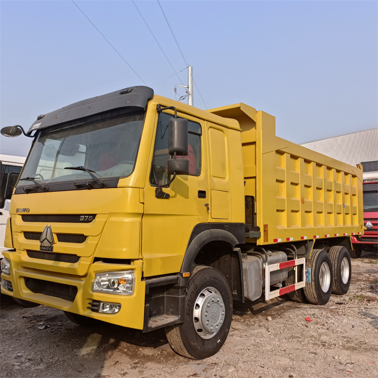 Camion benne HOWO HOWO 6x4-375 Tipper-Yellow: photos 3