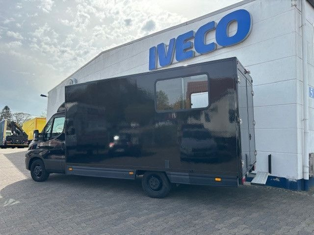 Camion magasin, Véhicule utilitaire IVECO Daily 35S18 Foodtruck: photos 3