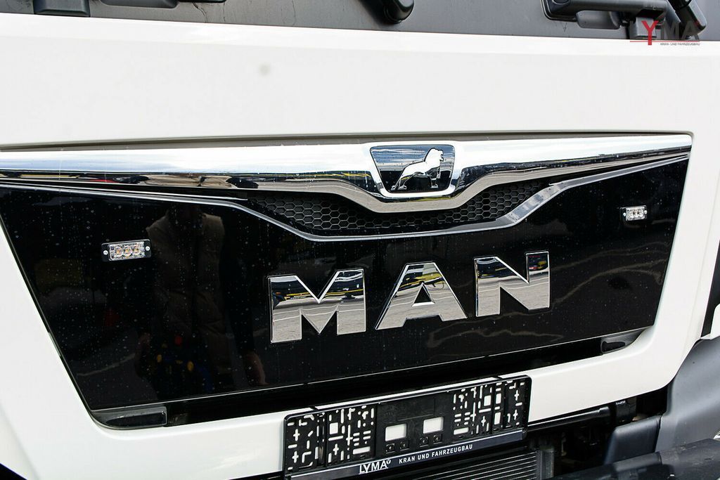 Camion plateau, Camion grue MAN FASSI 820 - 8x2 - Verfügbar ab 31.07.23!!!: photos 16