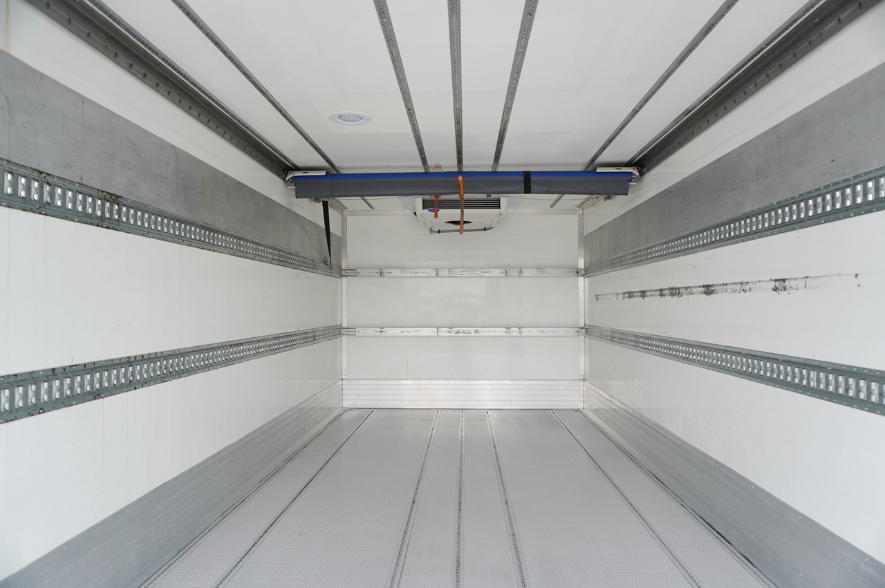 Camion frigorifique MERCEDES-BENZ Atego 823 E6 Refrigerator 15 pallets: photos 18