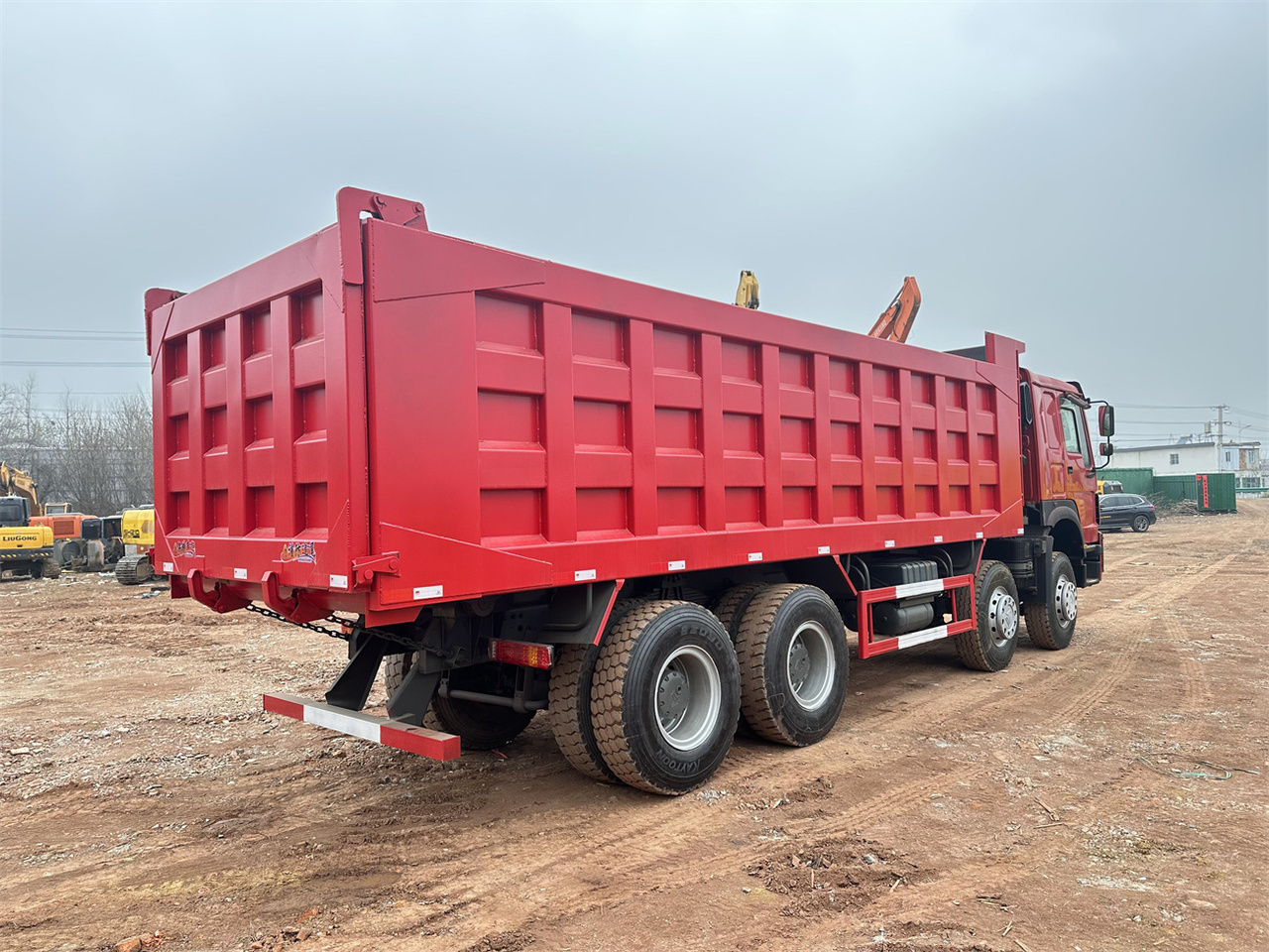 Camion benne pour transport de silo SINOTRUK HOWO 371 Dump truck: photos 8
