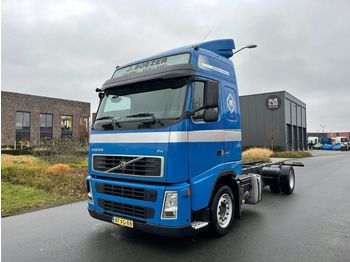 Châssis cabine Volvo FH 440 4X2 SUPER CLEAN CHASSIS: photos 1