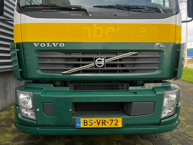 Camion fourgon Volvo FL 240 / 6 Cylinder / 18 Tons / Manual / TUV: 6-2024 / NL Truck: photos 18
