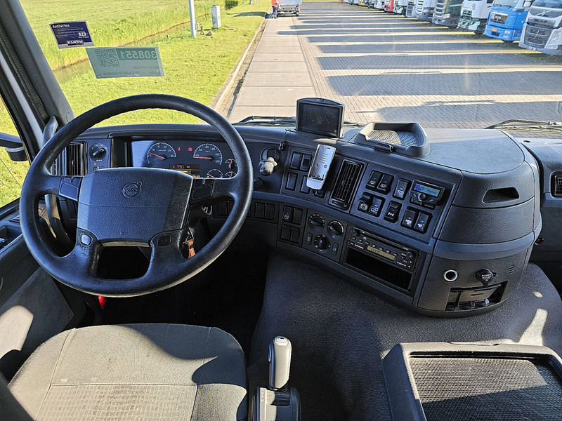 Châssis cabine Volvo FM 9.300 6x2: photos 9