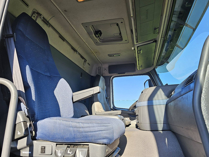 Châssis cabine Volvo FM 9.300 6x2: photos 8