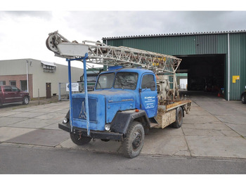 Foreuse IVECO Magirus