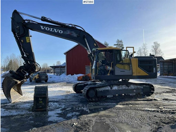 Pelle sur chenille VOLVO