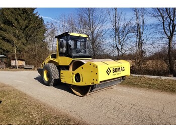 Rouleau compresseur BOMAG BW 219 DH-5: photos 5