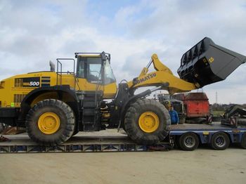 Chargeuse sur pneus KOMATSU WA 500-8