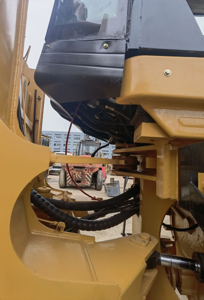 Chargeuse sur pneus Cheap price Used Japan Front wheel loaders Cat 966H caterpillar 966H wheel loader: photos 4