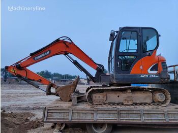 Pelle sur chenille DOOSAN DX60 small excavator digger 6 tons 7 tons: photos 1