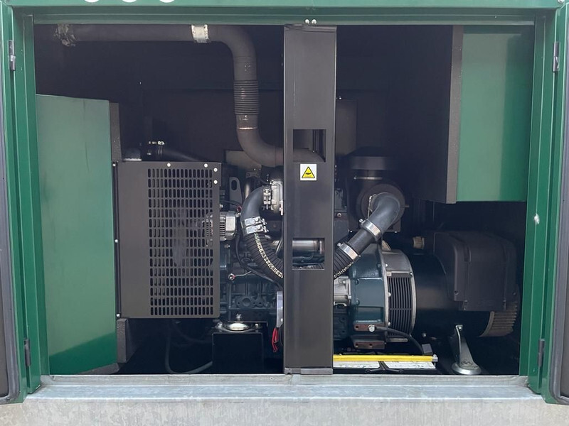 Groupe électrogène Europower EPUS44TDE Kubota Leroy Somer 45 kVA Supersilent Rental generatorset as New !: photos 4