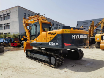Pelle sur chenille Good condition Used Hyundai 220 Excavator Hyundai 220-9s Crawler Excavator For Sale: photos 2
