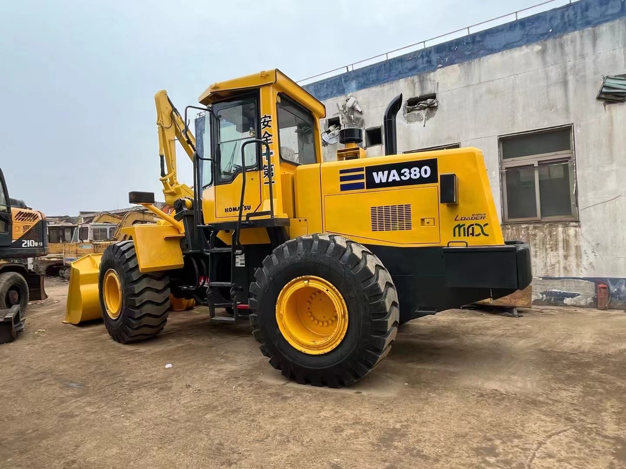 Chargeuse sur pneus KOMATSU WA380 small Used Loader  for sale with cheap price: photos 8