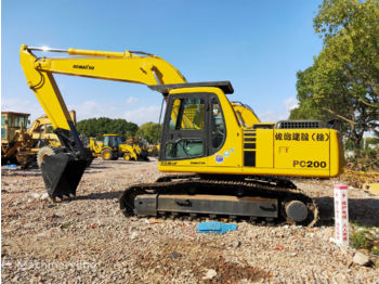 Pelle sur chenille KOMATSU pc200-6