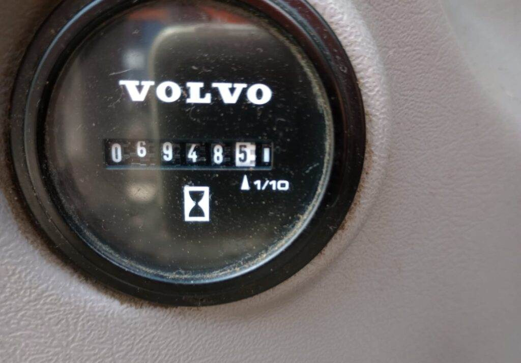 Pelle sur chenille Volvo EC220EL: photos 12