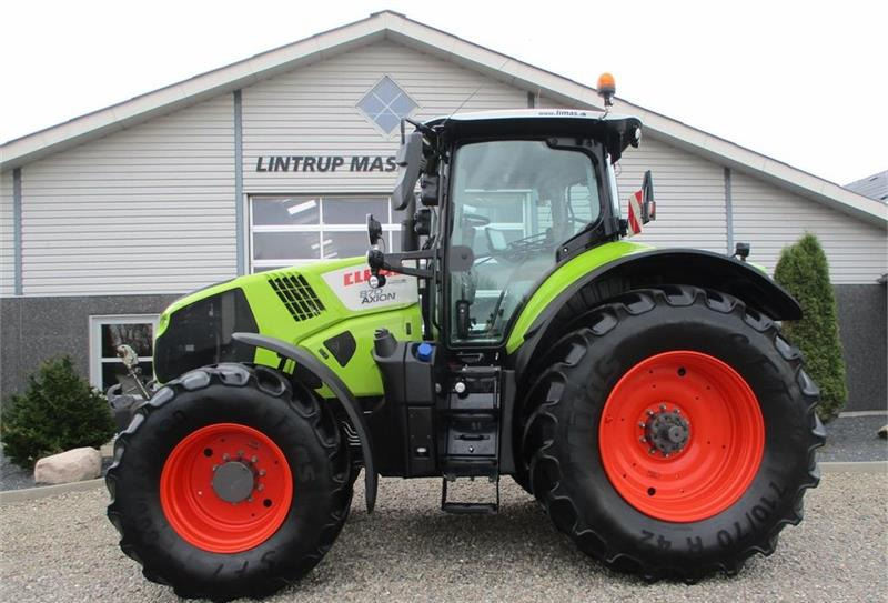 Tracteur agricole CLAAS AXION 870 CMATIC med frontlift og front PTO, GPS: photos 12