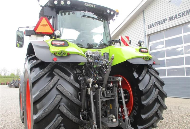 Tracteur agricole CLAAS AXION 870 CMATIC med frontlift og front PTO, GPS: photos 14