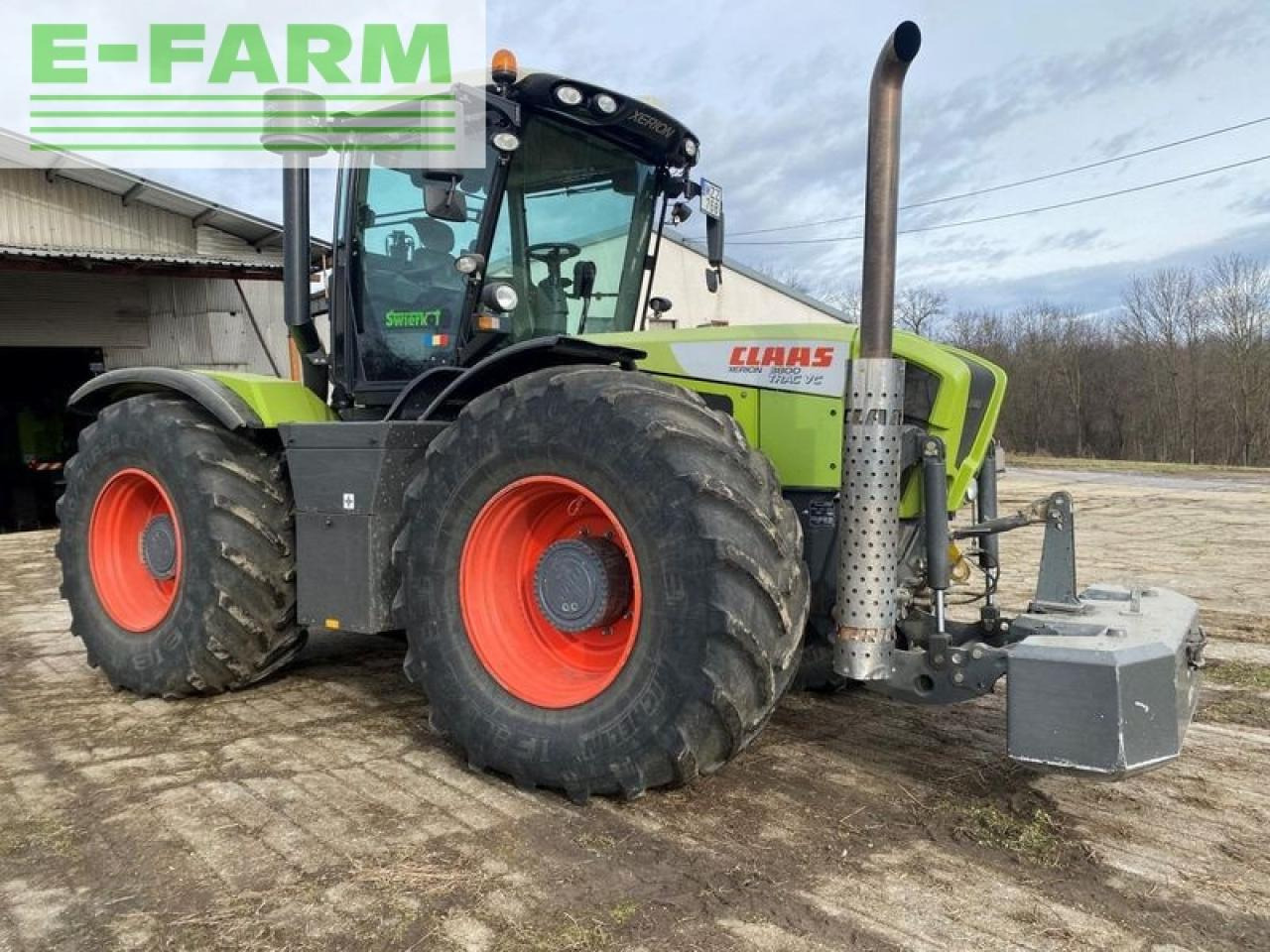 Tracteur agricole CLAAS xerion 3800 vc: photos 2