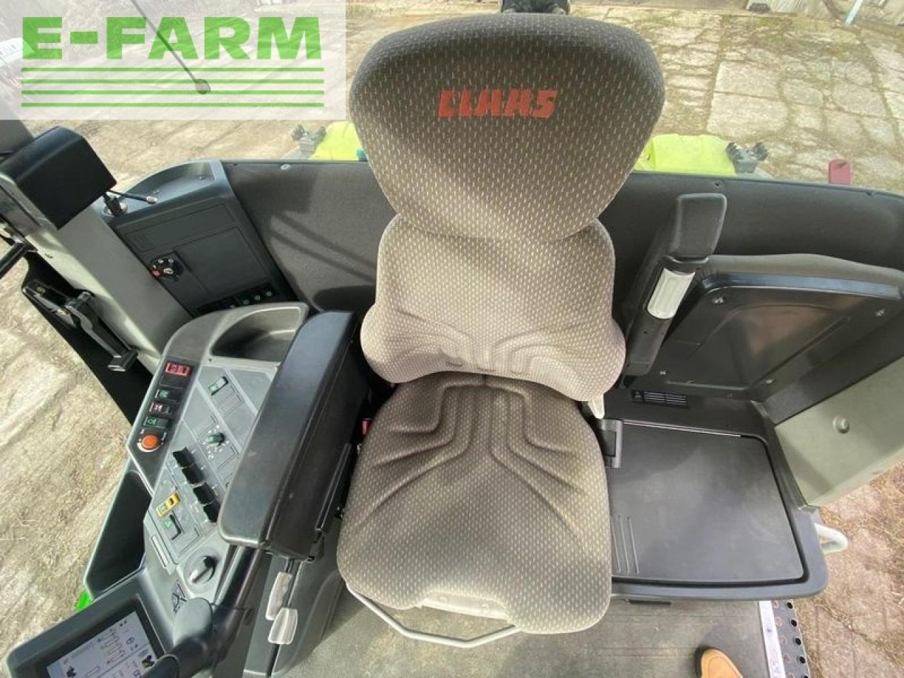 Tracteur agricole CLAAS xerion 3800 vc: photos 38