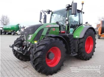Tracteur agricole Fendt 724 Vario S4 Profi Plus: photos 1
