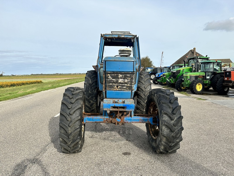Tracteur agricole Ford 7910: photos 2
