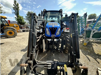 New Holland T 4.65 - Tracteur agricole: photos 4