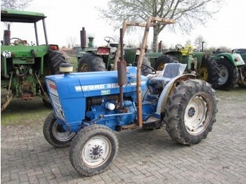 Ford 3055V - Tracteur agricole