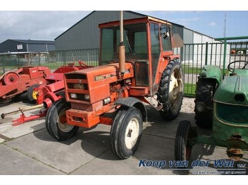 Renault 651 - Tracteur agricole