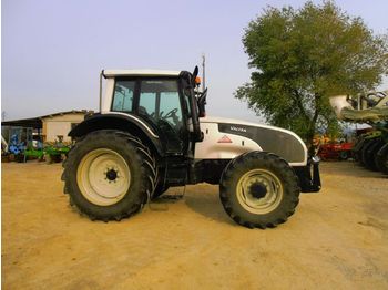 VALTRA T131H wheeled tractor - Tracteur agricole