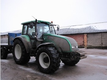 Valtra T180 - Tracteur agricole