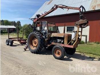 Tracteur agricole, Remorque forestière Veterantraktor Fordson Super Major med Skogskärra och Kran: photos 1