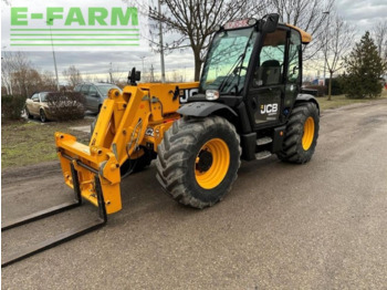 Chariot télescopique JCB