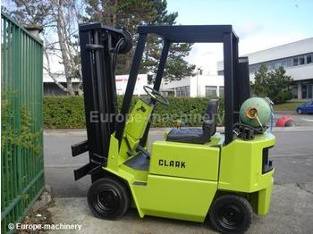 Clark GPM15N - Chariot élévateur