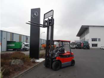 Chariot élévateur Toyota 7FBMF40 / Elektro / 4.000kg / Seitenschieber