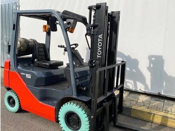 Chariot élévateur Toyota 9371 - 02-8FG15