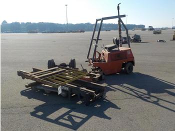 Chariot élévateur diesel Clark 2 Stage Mast to suit Clark Forklift (Incomplete): photos 1