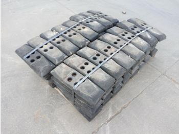 Chenille pour Engins de chantier 450mm Rubber Block Pads (Approx. 80): photos 1