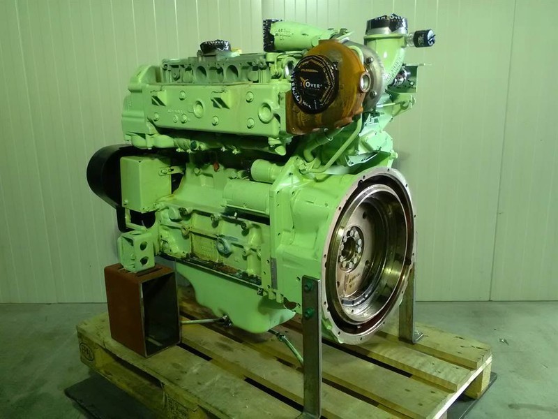 Moteur et pièces pour Engins de chantier Deutz BF4M1013MC - Engine/Motor: photos 6