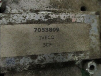Système de refroidissement pour Camion Iveco 504236556 viscoos koppeling HI WAY EURO 6: photos 4
