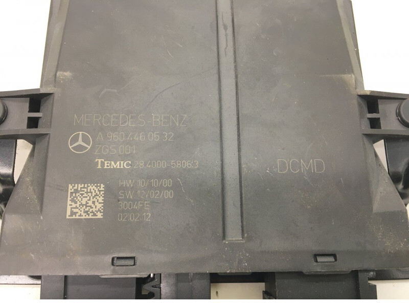 Bloc de gestion Mercedes-Benz Actros MP4 2551 (01.13-): photos 6