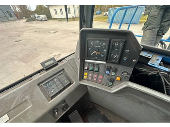 Kalmar TRX 252C  - Tracteur routier: photos 4