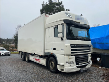 Camion fourgon DAF