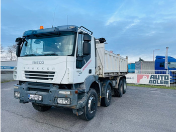 Camion benne IVECO Trakker